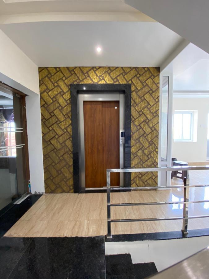 Le Shiv Executive Suite Theni Allinagaram Exterior foto