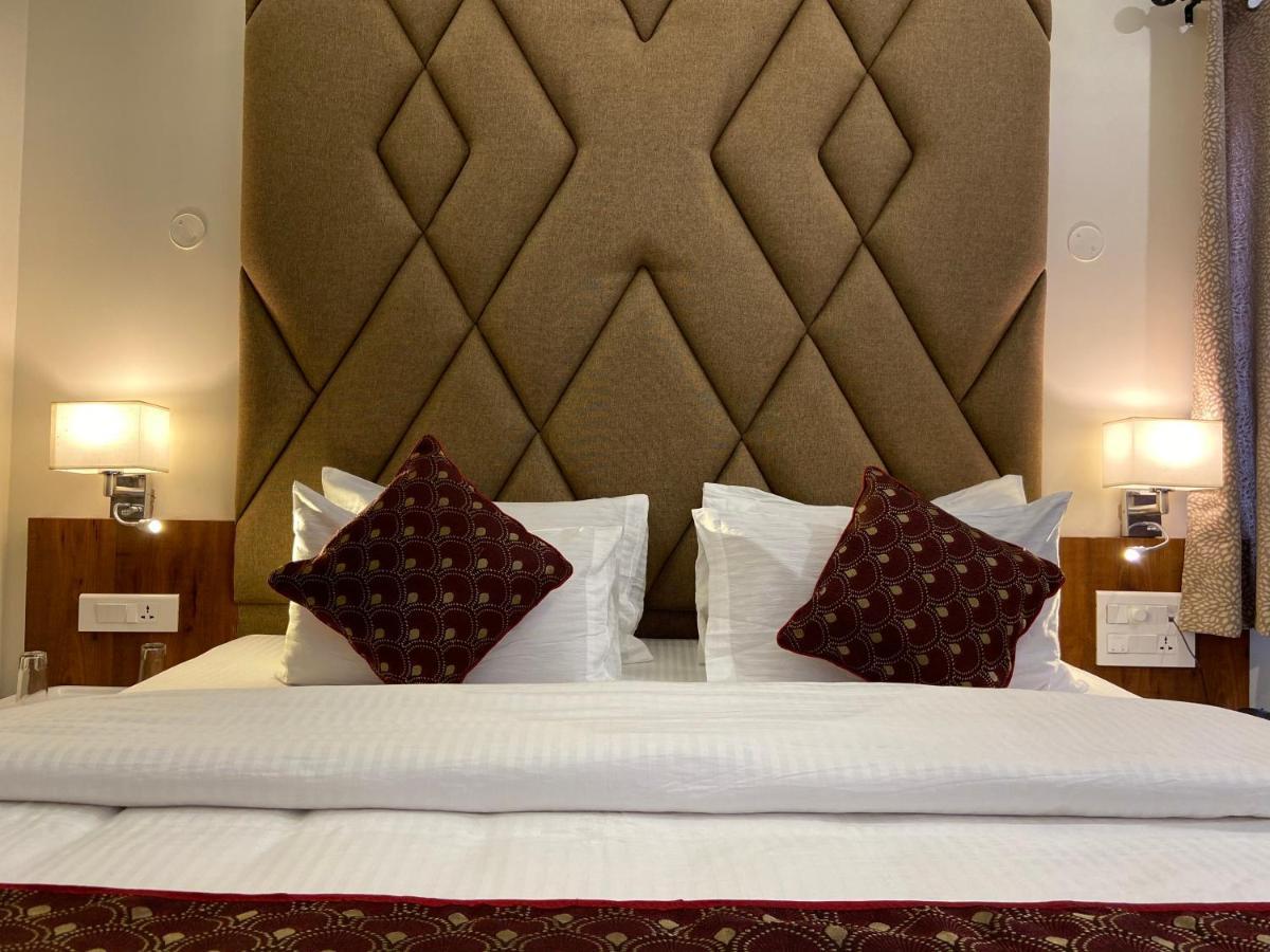 Le Shiv Executive Suite Theni Allinagaram Exterior foto