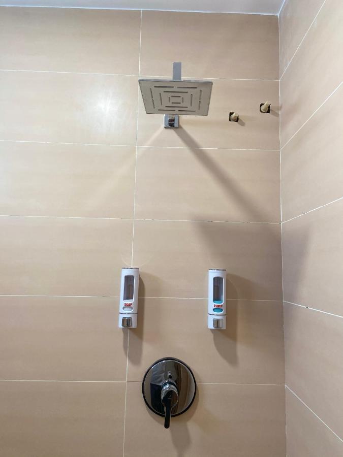 Le Shiv Executive Suite Theni Allinagaram Exterior foto