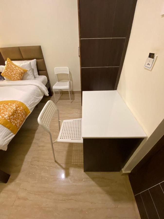 Le Shiv Executive Suite Theni Allinagaram Exterior foto