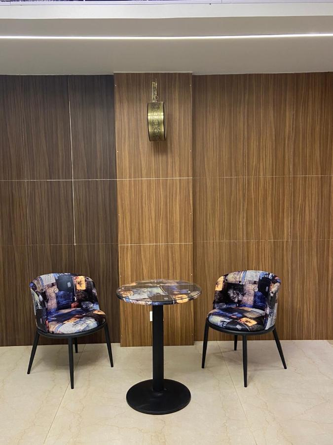 Le Shiv Executive Suite Theni Allinagaram Exterior foto