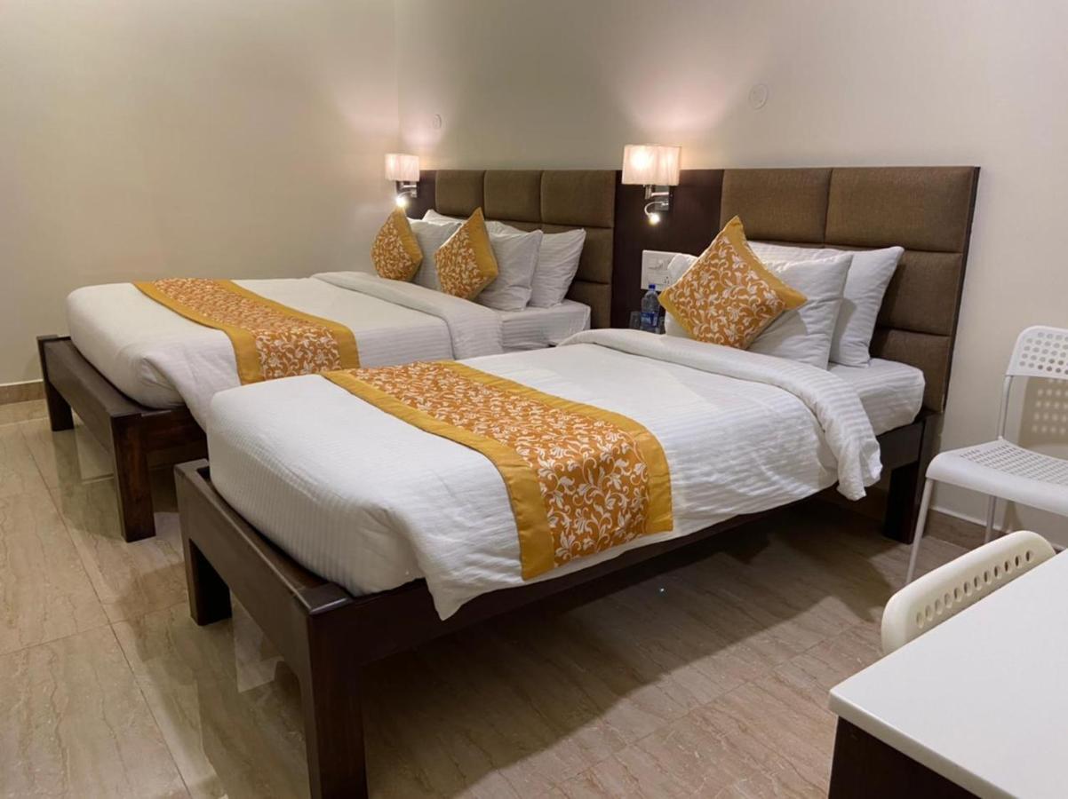 Le Shiv Executive Suite Theni Allinagaram Exterior foto